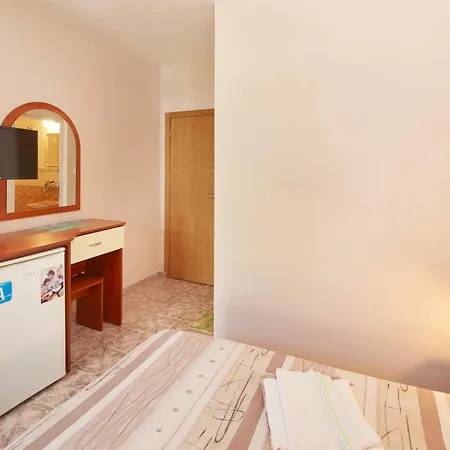 Nasko Chaushev Гостевой дом Несебр