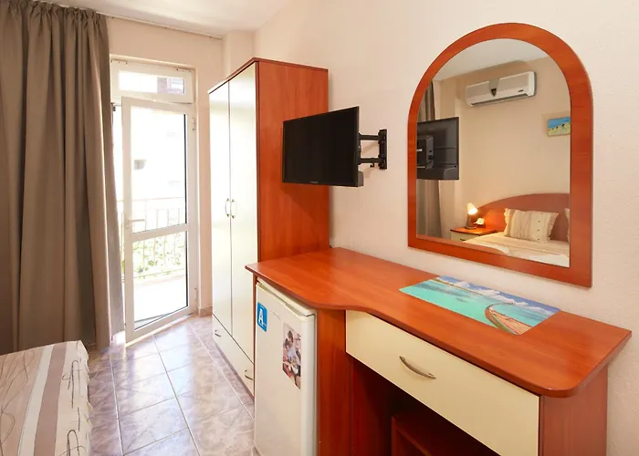 Nasko Chaushev 3* Несебър